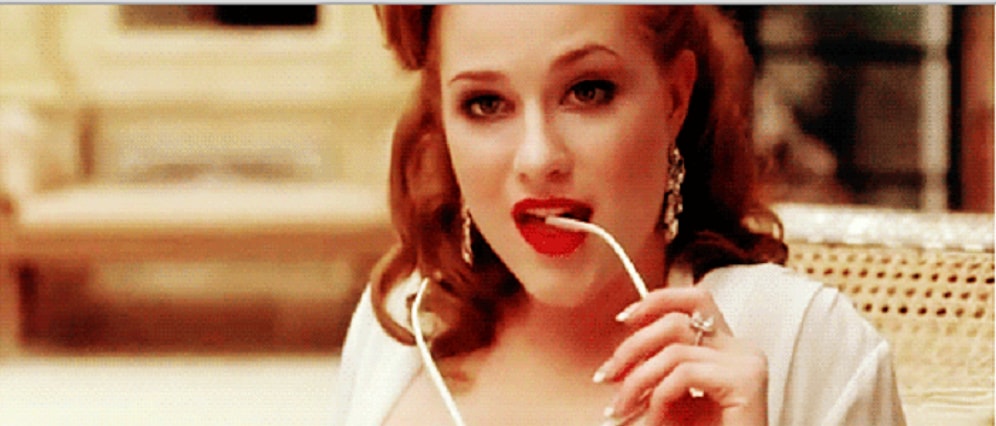 Kadınlar da Aldatır: Erkeklerin Yüzeysel Nedenlerinden Farklı 13 Duygusal Neden