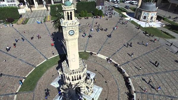 2. İzmir, Konak Saat Kulesi ile ünlü olsa da şehirdeki en eski saat kulesi başka bir kule.