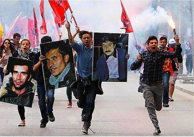 14. 2015 yılında İstanbul'daki kutlamalara Taksim ablukası ve gözaltılar damgasını vurdu