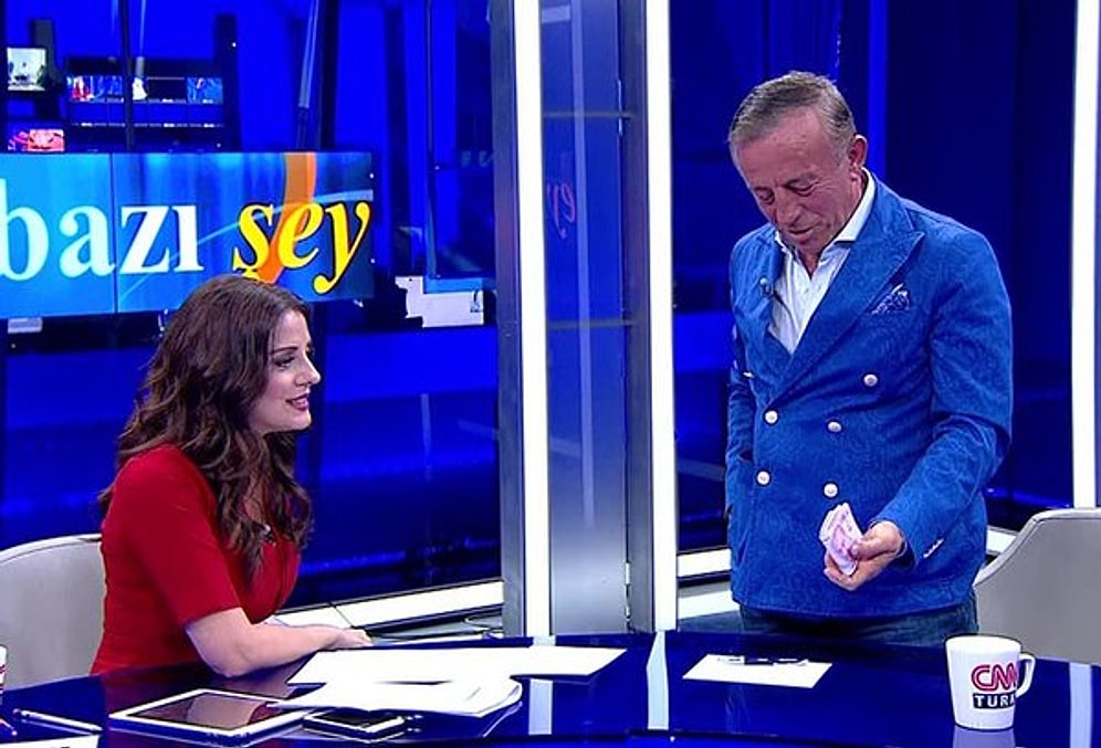 Ali Ağaoğlu'nun Parası Çenemizi Yormaya Devam Ediyor: Canlı Yayında Parasını Saydırdı