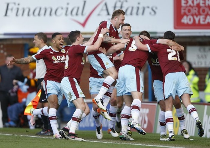 Burnley Premier Lig'e Geri Döndü