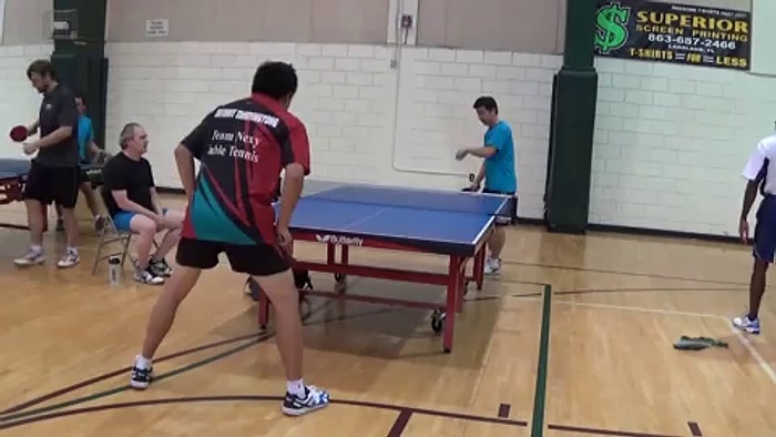 Yok Böyle Bir Sayı: Masa Tenisinde İnanılmaz Bir Sayı Alıp Salondaki Herkesi Şaşırtan Adam