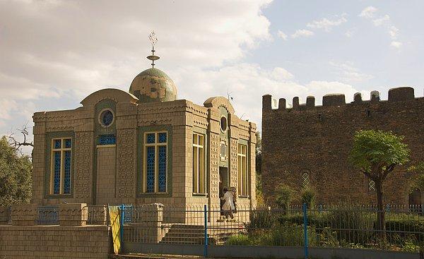 27. Church of Our Lady Mary of Zion	, Aksum, Etiyopya	/ Yapım yılı: 4. yüzyıl