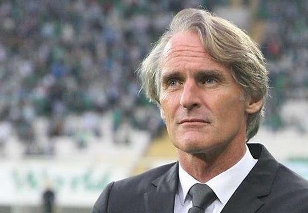 Riekerink: "Avrupa vizesini almamız gerekiyor"