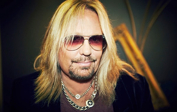 11. Винса Нила вырезали из «Полицейской академии 6»