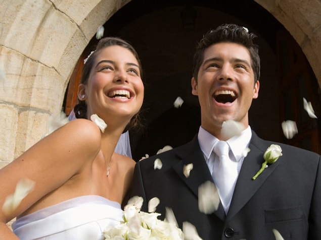 5. The divorce rate for people who marry in their late 30s is much higher than people getting married in their late 20s.