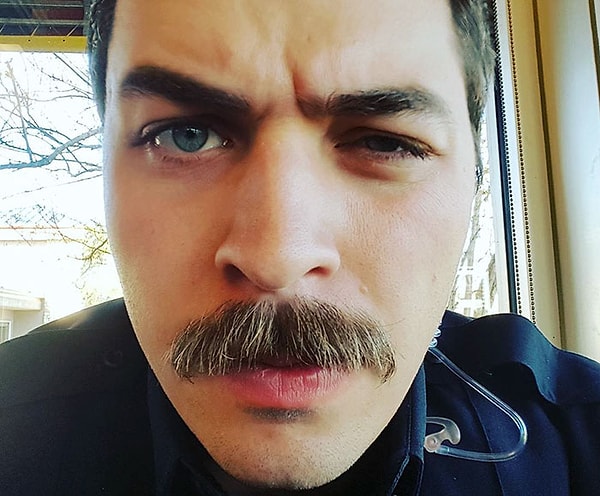 А вот и сам добродушный полицейский