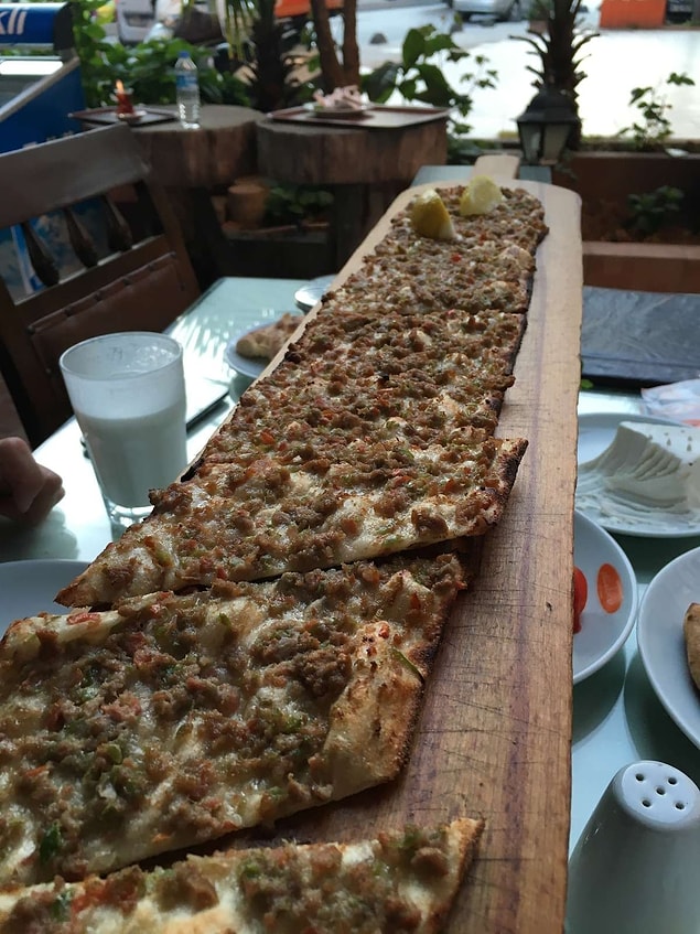 9. Konyalılar Etli Ekmek