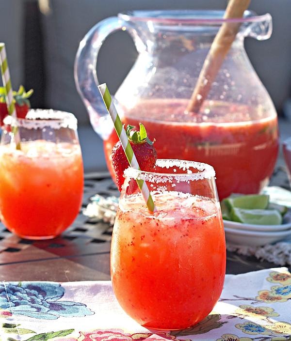 18. Клубничный пунш с текилой