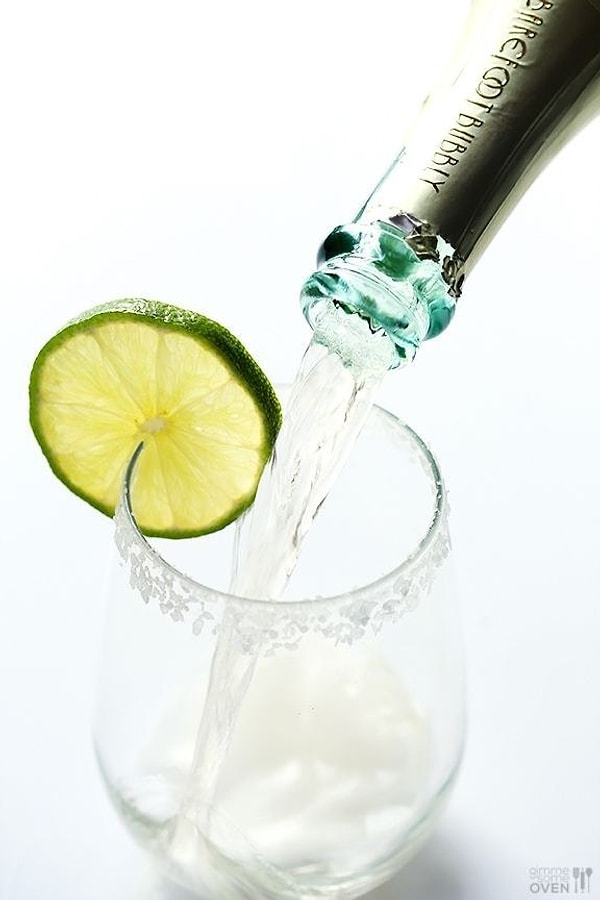 23. Маргарита с игривым шампанским