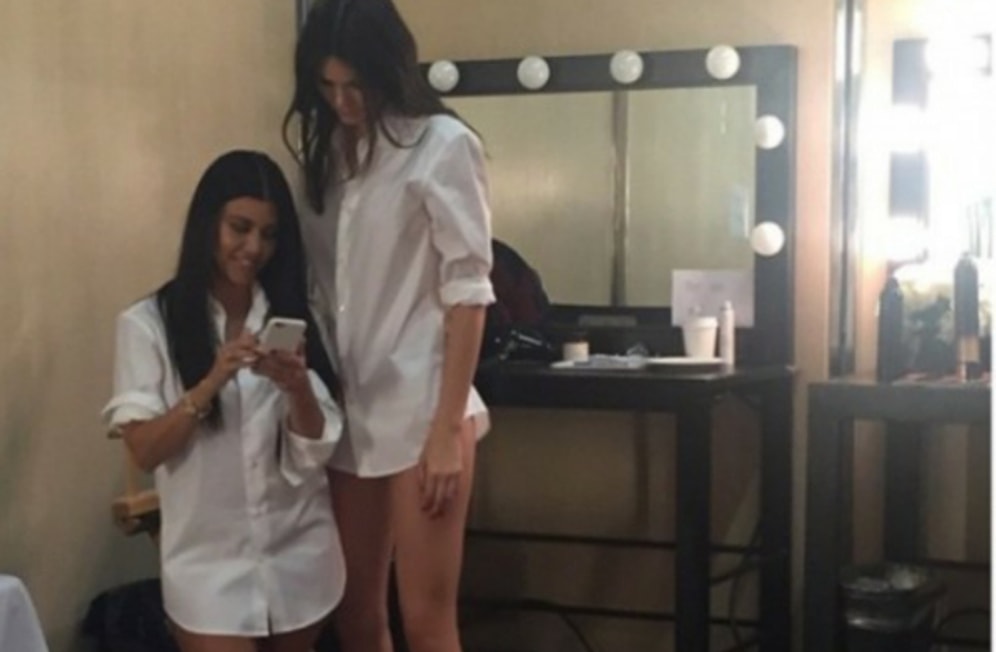 18 проблем, которые никогда не поймут высокие девушки