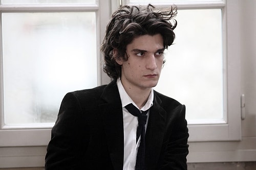 Başrolde Louis Garrel ve Stacy Martin yer alıyor