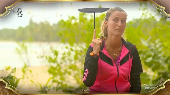 Tuğba Özay'ın Survivor'da Sürekli Olarak Kullandığı Parmakları | Beyaz Show