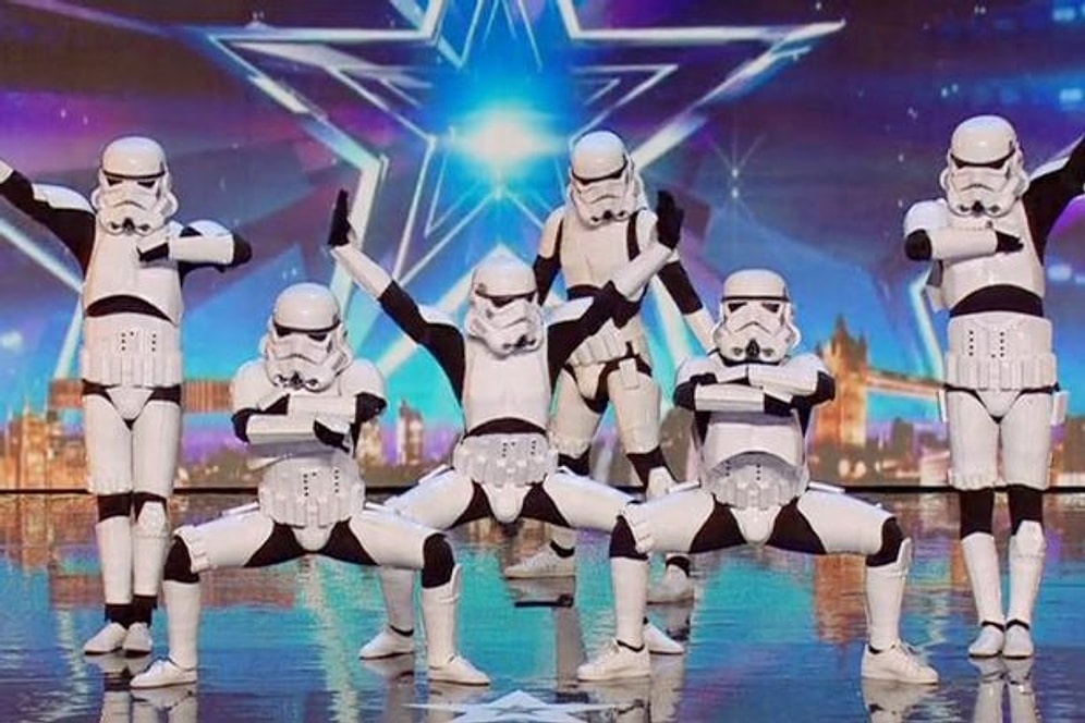 İngiltere Yetenek Yarışmasında Stormtrooper'lardan Ezber Bozan Dans Performansı