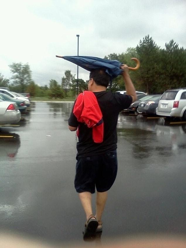 7. I forgot how to umbrella!