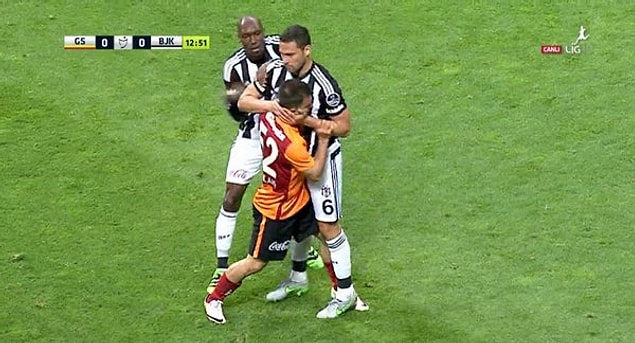 14' | Arena'da gerginlik