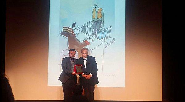 ‘Hukuk Firarda’ adlı eseriyle Hicabi Demirci karikatür dalında ödül kazanan isim oldu