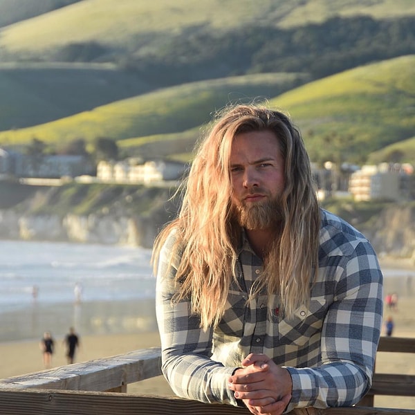 2. Викингу 30 лет.