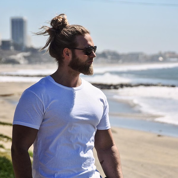 20. Не повезет в любви, хотя бы просто увидим живого "Аполлона". Такого в музеях не показывают.