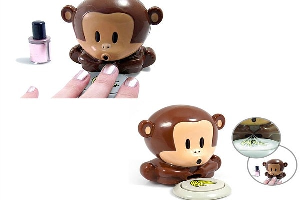 12. Сушка для лака в виде обезьянки.