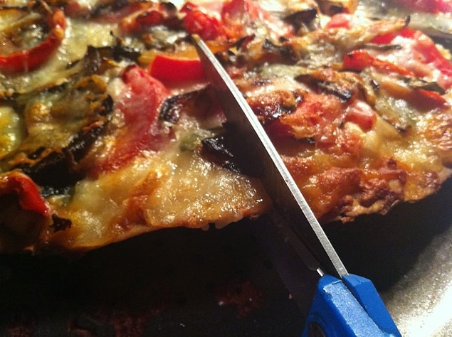 16. Pizzayı bıçakla doğramak en büyük işkencelerden!