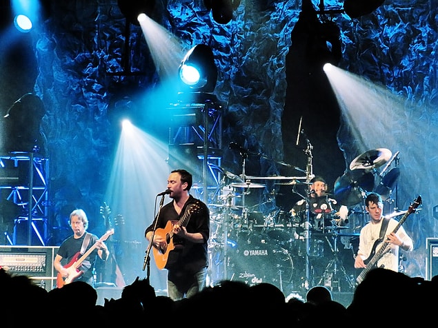 13. Dave Matthews Band - 14.1 Milyon Dolar