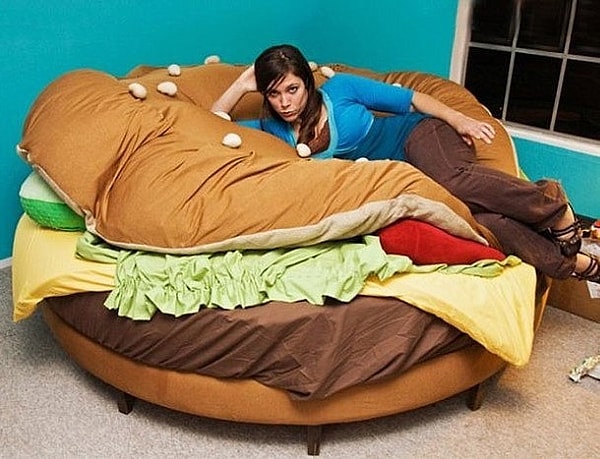 8. Кровать-Гамбургер