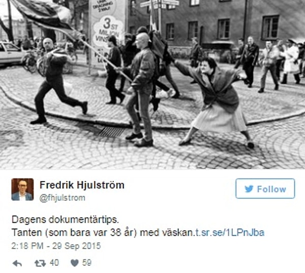 5. Некоторые даже сравнили это фото со снимком 1985-го, где женщина бьет сумкой неонациста, в одном из городов Швеции.