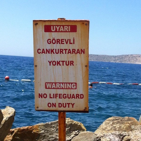 Yüzme bilmiyorsan öldün