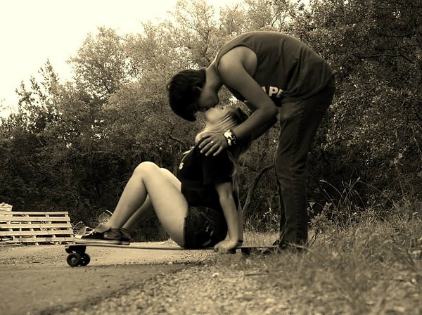 12. "Когда я поцеловал её впервые, понял, что больше не захочу целовать никакую другую женщину."