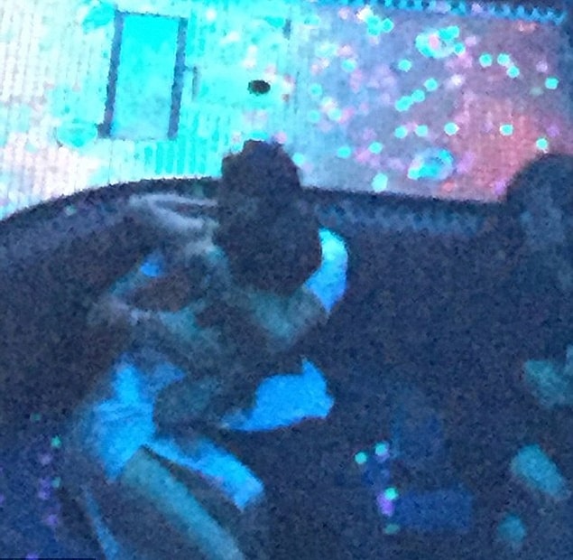 Las Vegas'ta bir gece kulübünde görüntülenen Selena ve Bloom, oldukça samimiydi. Hatta samimiden de öte...