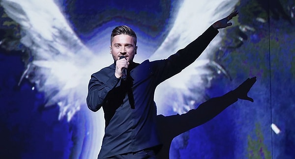 5. Надеемся, что это никак не отразится на рейтинге Сергея Лазарева, и Россия все-таки одержит победу! ;)