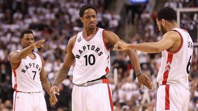 Raptors 3-2 önde