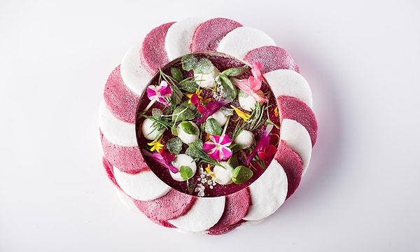 9. Очень важна гармония цветов.