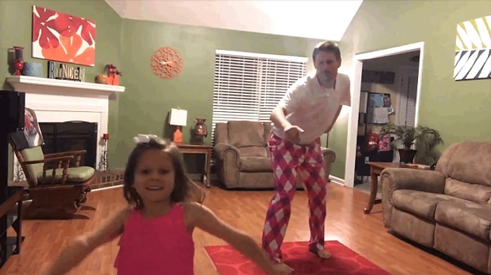 Baba-Kızdan Justin Timberlake'in Yeni Şarkısı 'Can’t Stop The Feeling'te Enfes Dans Gösterisi