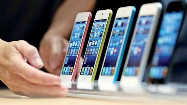 Dört kişiden üçü, üç yıla kalmadan telefonunu yeniliyor