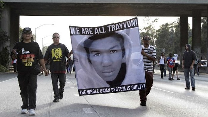 Trayvon Martin'in Katili Silahını Açık Arttırmayla Satışa Çıkardı!