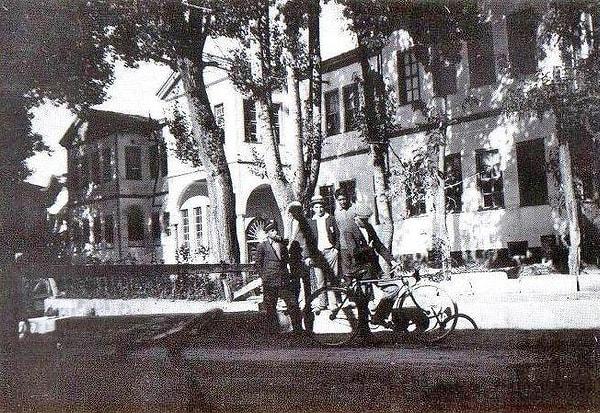 60. TOKAT - Adliye, Vilayet ve Jandarma Komutanlığı önü, 1940'lar