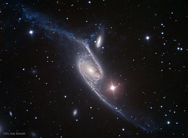11. NGC 6872: Esnetilmiş Bir Sarmal Gökada