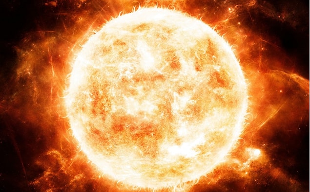 28. Güneş'te de sıcaklık farkları vardır. Üzerinde yer alan koyu noktalar, yüzeyin diğer kısımlarından 2000°C daha soğuktur.