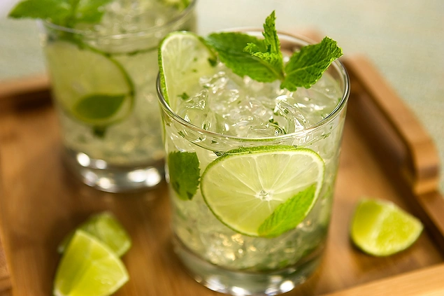 Mojito Alkolsüz Ev Yapımı Videosu Mojito Alkolsüz Ev Yapımı Videosu