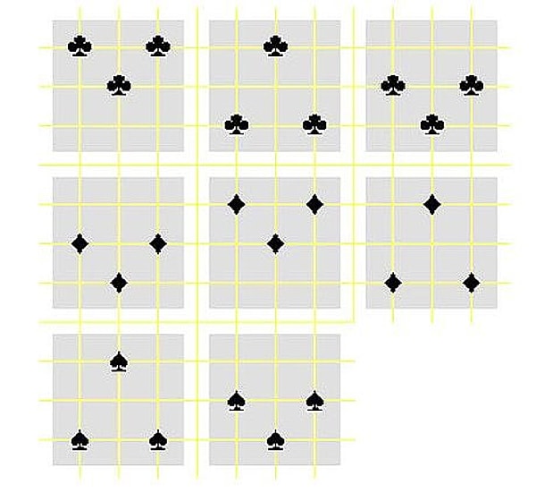 9. Какой квадрат необходимо подставить вместо знака вопроса для правильного продолжения последовательности?