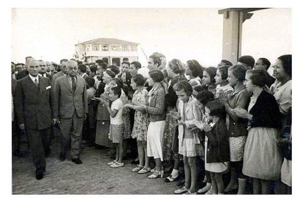 12. 7 Mart 1981'de Gençlik ve Spor Bayramı'na 'Atatürk'ü Anma' ibaresi eklenmiştir...