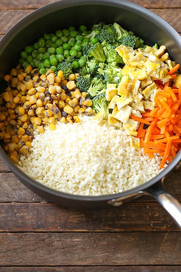 4. Рис из цветной капусты с овощами