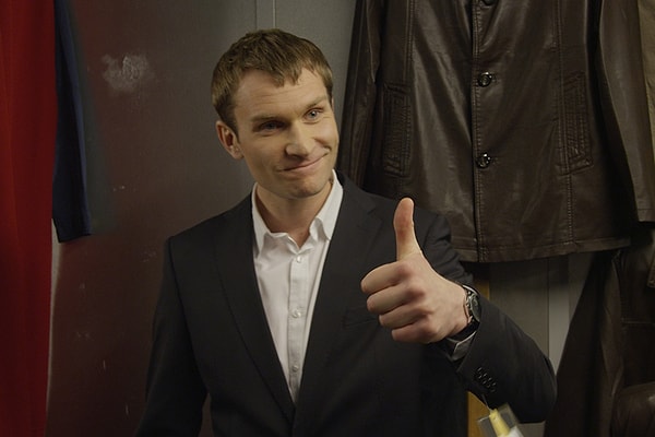 4. С Наумова снимают условный срок, ему не надо больше находится под постоянным прицелом камеры и отмечаться в участке.