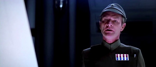 Джулиан Гловер в роли генерала Вирса в фильме "Звездные войны. Эпизод V: Империя наносит ответный удар"