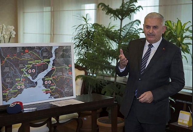 6. Bakanlığı süresince 17 bin 500 km bölünmüş yol inşaatı yapıldı