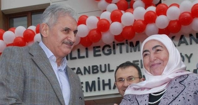 8. Evli ve 3 çocuk babası