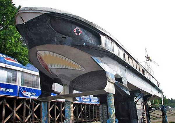 3. "Shark Bar" - "Бар Акула" (Пермь, Россия)