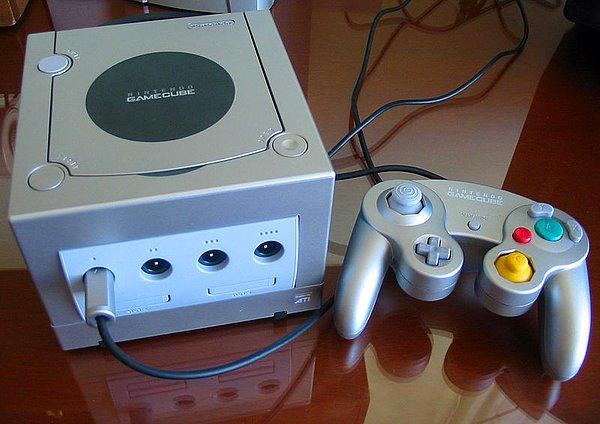 16. Nintendo Gamecube (2001)